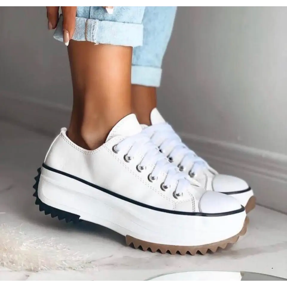 TranquilStride Sneakers na platformie
