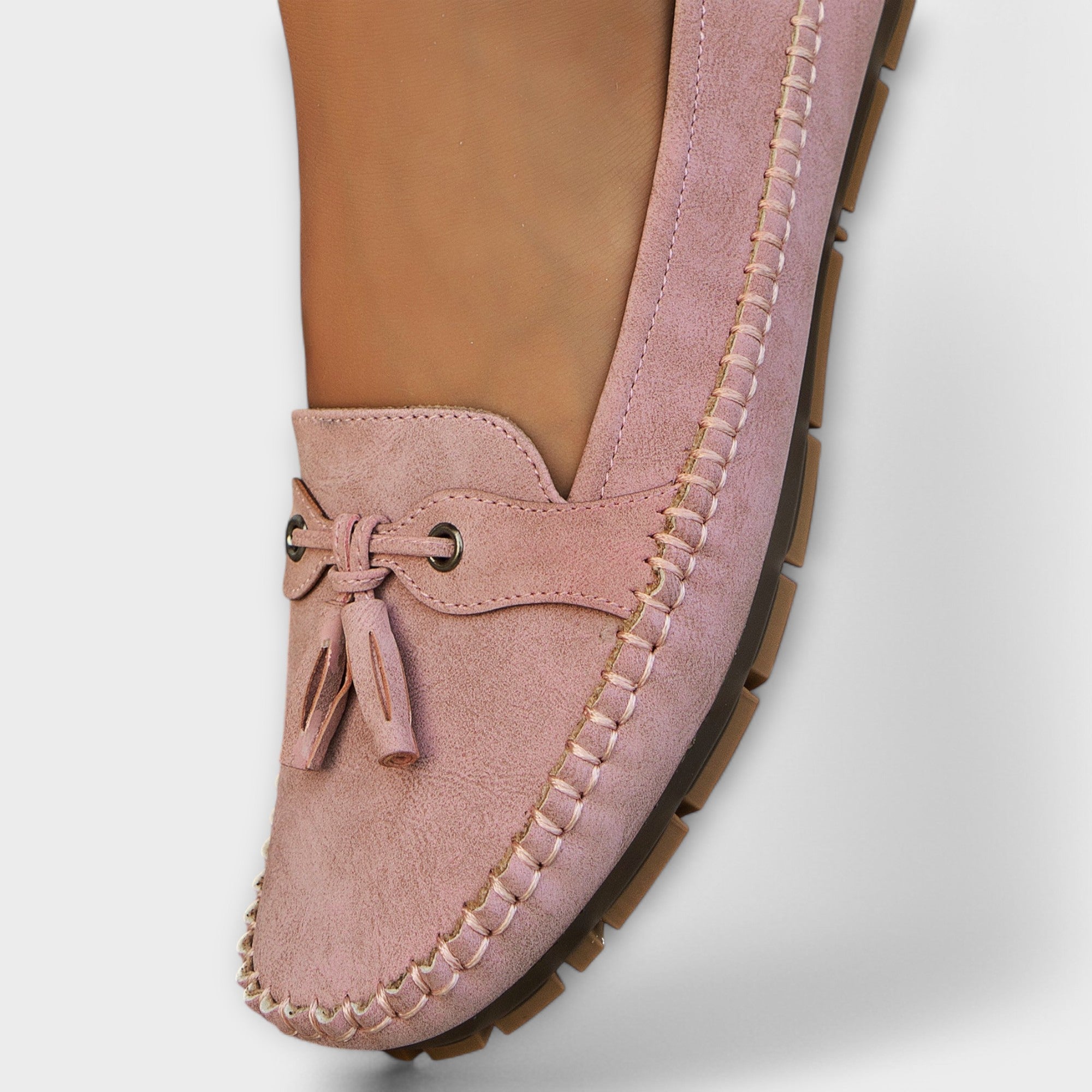 Lofery: Stylish Comfort Footwear