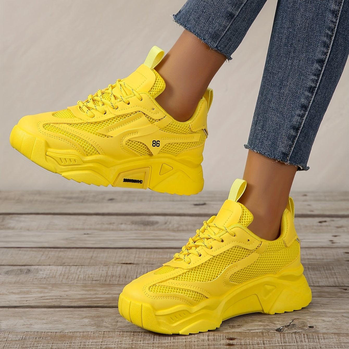 Oda - Siatkowe Sneakersy